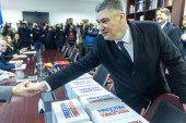 Zoran Milanović prvi zvanično predao kandidaturu za predsedničke izbore u Hrvatskoj