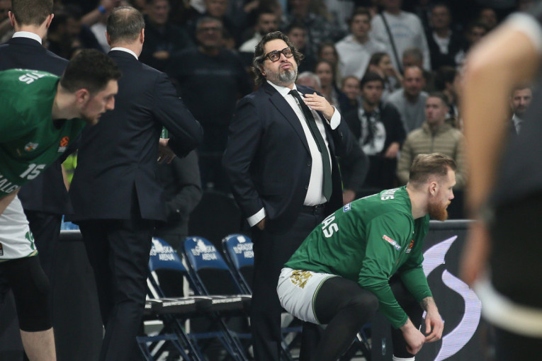 Crno-beli pregovaraju sa Trinkijerijem: Italijan preuzima klub na kraju sezone?