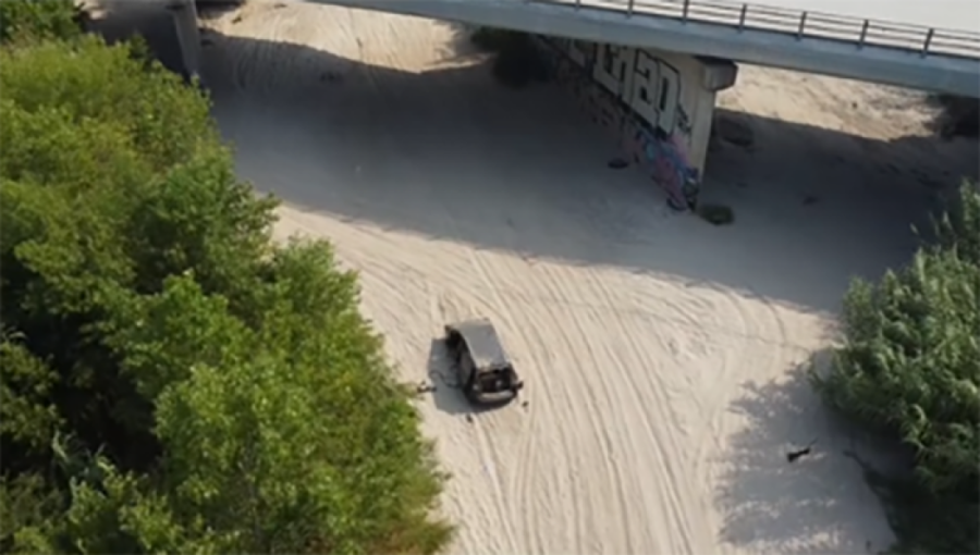 Čovek iz Kalifornije koji na Google mapama traži napuštene automobile pronašao je neverovatne stvari (VIDEO)