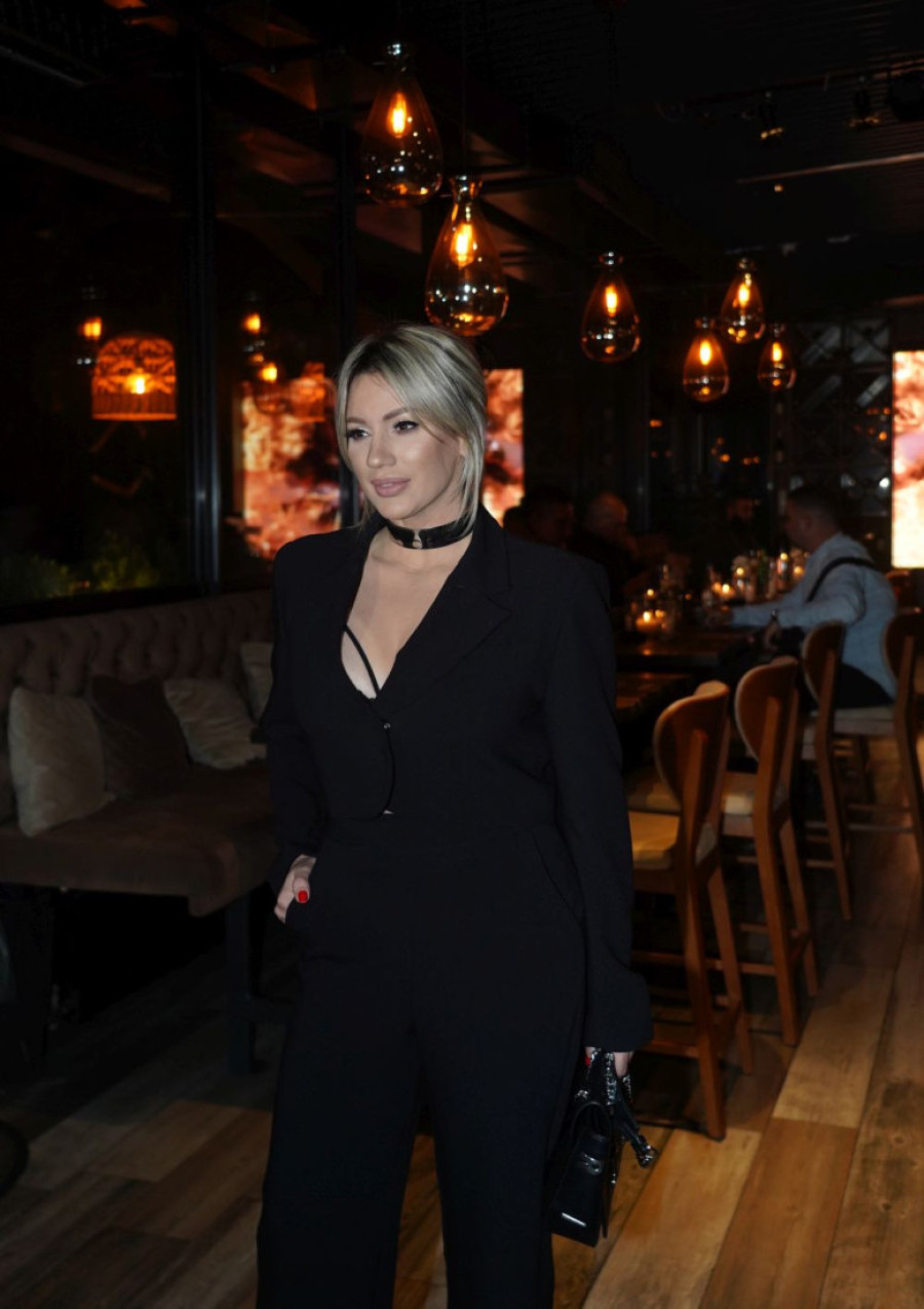 Rađen se prisetio upoznavanja s Anom Kokić: Evo šta je uradila ne bi li privukla njegovu pažnju! „Nije bila ljubav na prvi pogled!"