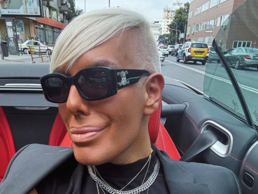 Ovako izgleda majka Bokija 13: Plavuša je kao i on, a sinu je najveća podrška