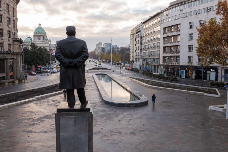 Od večeras saobraćaj se vraća na Trg Nikole Pašića