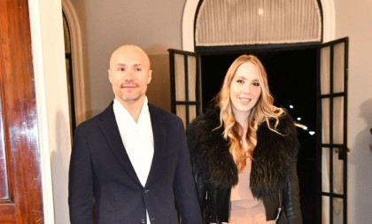 Prelepo iznenađenje od supruge: Aca Sofronijević poručio Kosani - "Ti si zmaj moj!" (FOTO)