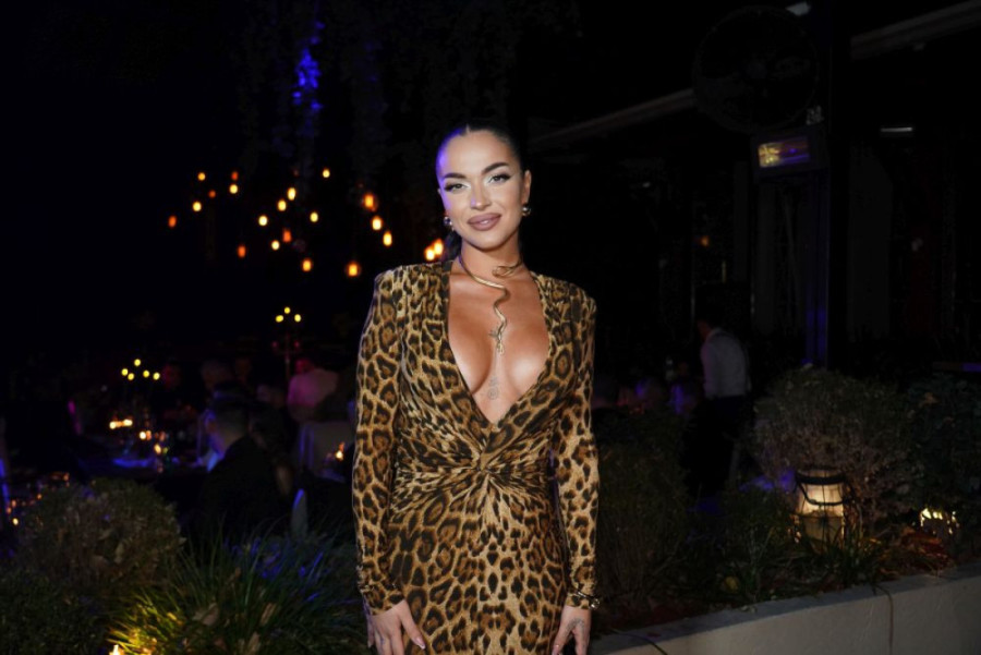 "Mnoge su iskopirale Teodoru Džehverović!" Pevačica žestoko potkačila koleginice: Sve je na isti fazon!