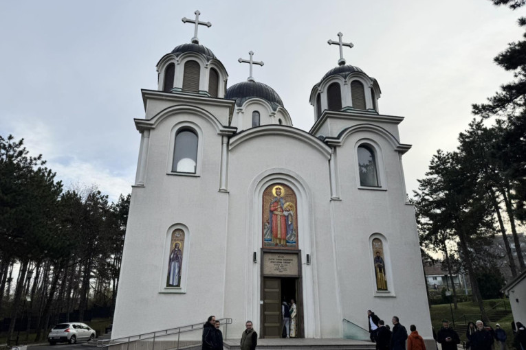 Porfirije: Beogradu potrebno još najmanje stotinu hramova