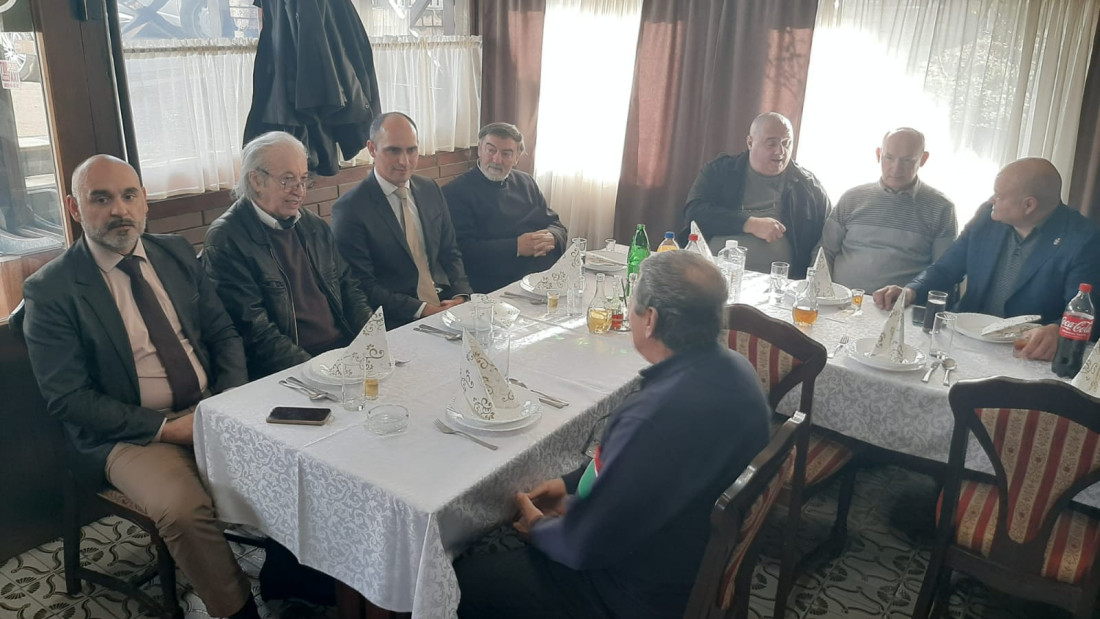 Karađorđevići su verovali da im ta slava donosi nesreću pa su je promenili: Ali princ Mihailo vratio se tradiciji i sada je slavi (FOTO)