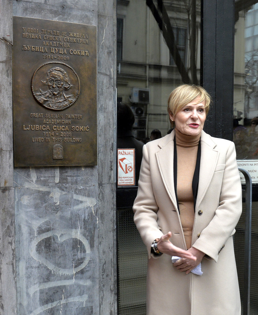 Otkrivena spomen-ploča Ljubici Cuci Sokić: Počast jednoj od najznačajnijih umetnica srpske kulturne scene (FOTO)