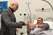 Vučević i patrijarh Porfirije posetili Dodika u bolnici (FOTO)
