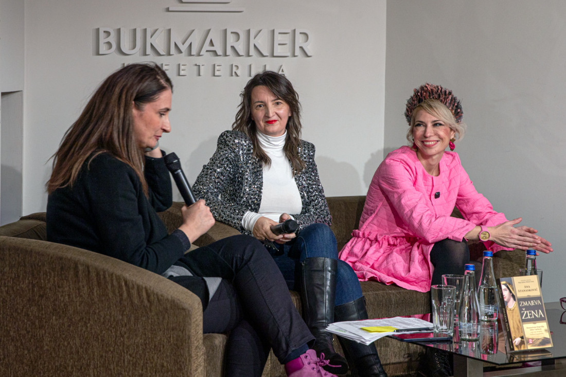 "Pamte se samo knjige koje vas prodrmaju": Predstavljena "Zmajeva žena", priča o supruzi  despota Stefana Lazarevića (FOTO)