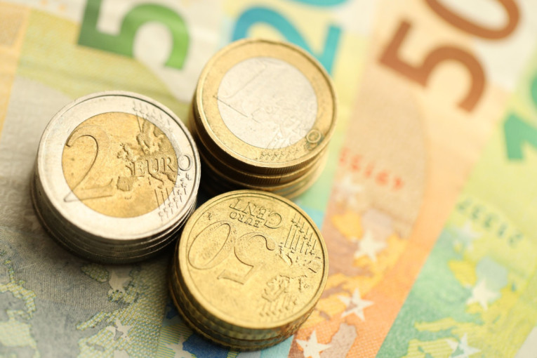 Stigla važna vest za sve koji štede u evrima: NBS objavila novi kurs!