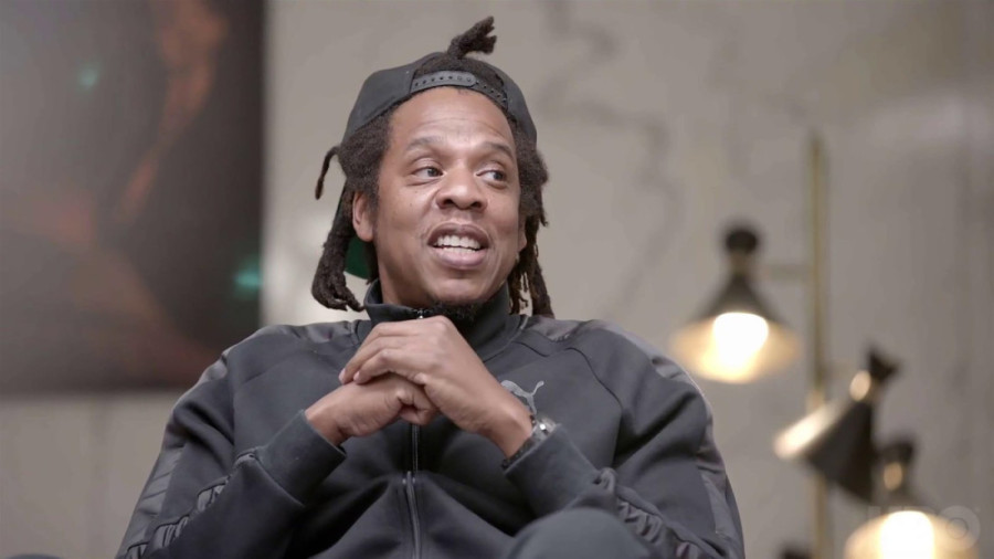 Kristijan Golubović urla na sahrani Stele Savić: "Dolaze pijani, a momenat je pretežak"