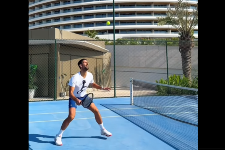 Novak počeo pripreme za Australijan open! Marej rešio da "zategne" Srbina na putu do 25. titule! (VIDEO)