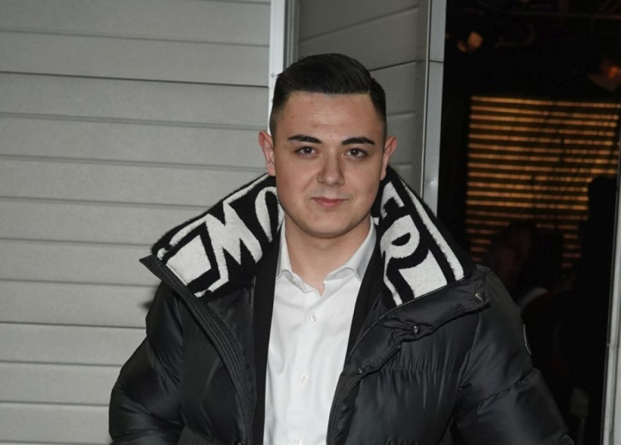 Pevač priveden u Turskoj: "Vode me u policiju, ovo vozilo me je samo pokupilo"