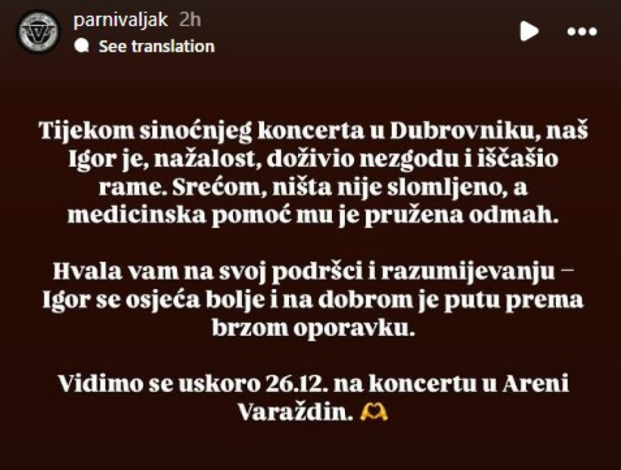 "Parni valjak" prekinuo koncert, pevač Igor Drvenkar pao sa bine i završio u bolnici!