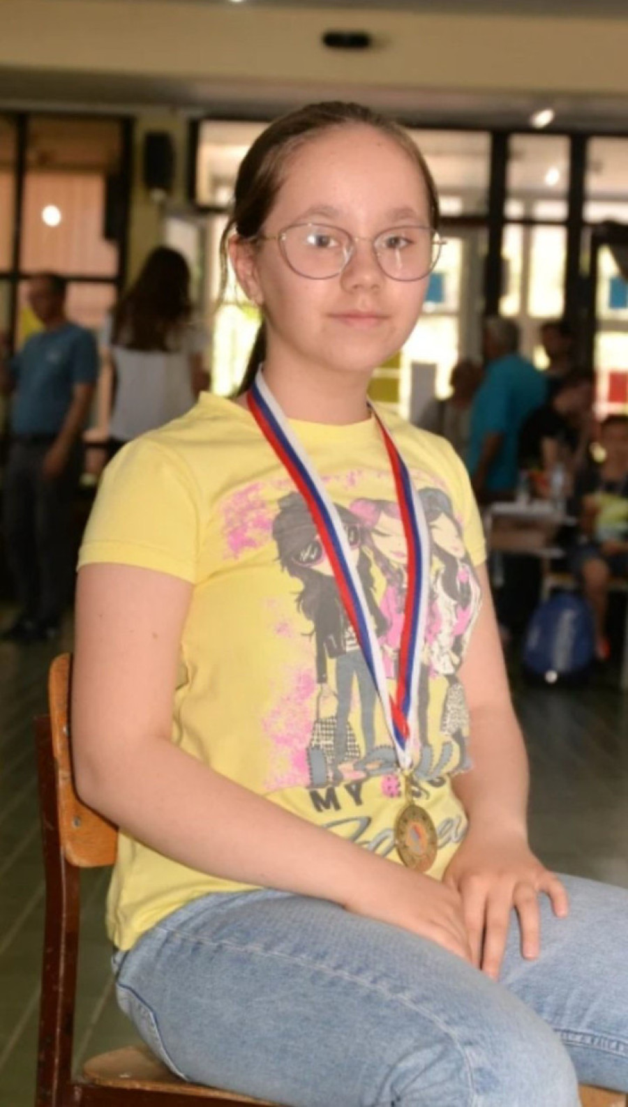 Ena, mali genijalac iz sela kod Niša, stremi ka zvezdama tehnologije: Njen dnevnik krase samo petice i Vidovdanske nagrade (FOTO)