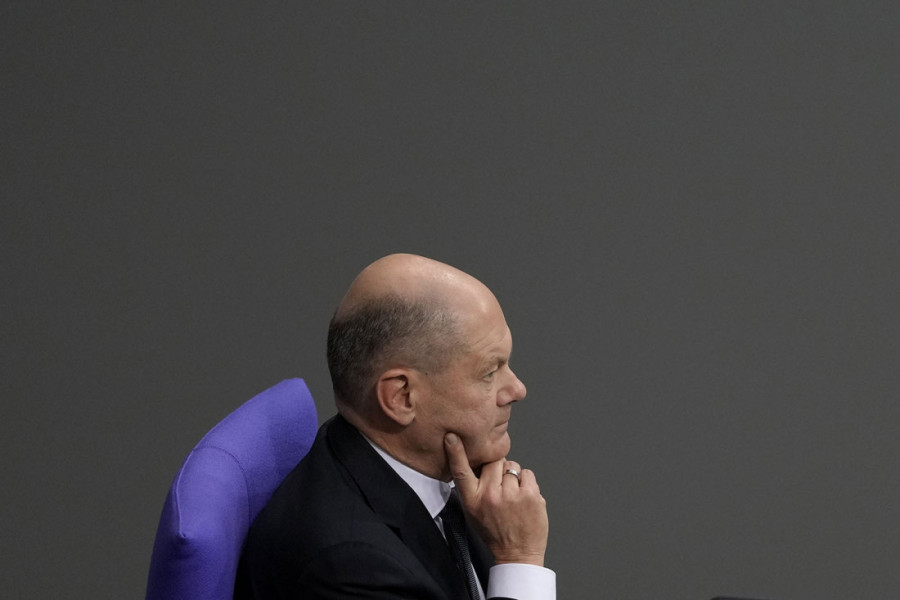 Pala nemačka vlada! Bundestag izglasao nepoverenje Olafu Šolcu