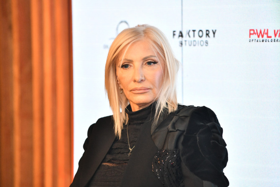 Cakana (68) progovorila o korekcijama, pa pomenula i Suzanu Mančić: "Ona šta god da radi..."