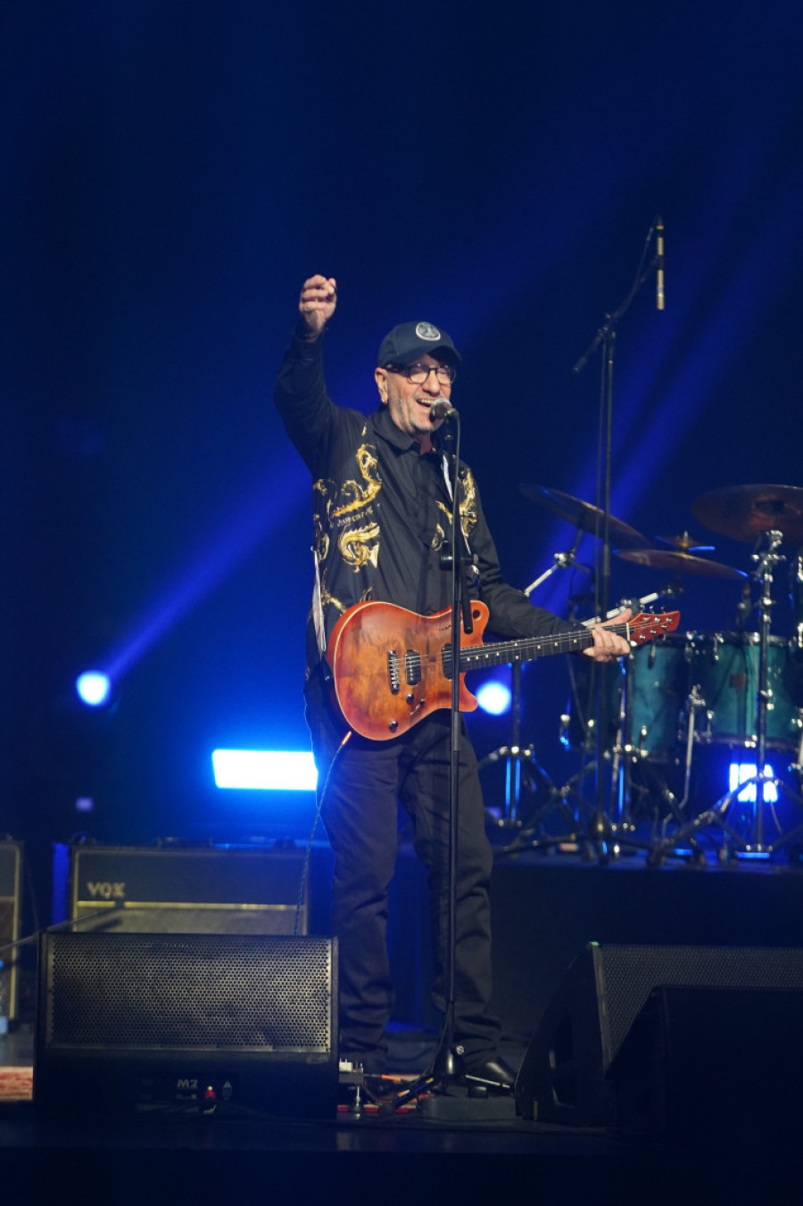 Vlatko Stefanovski veličanstvenim koncertom u Beogradu proslavio 50 godina karijere: Legendarni hitovi i burni aplauzi (FOTO)