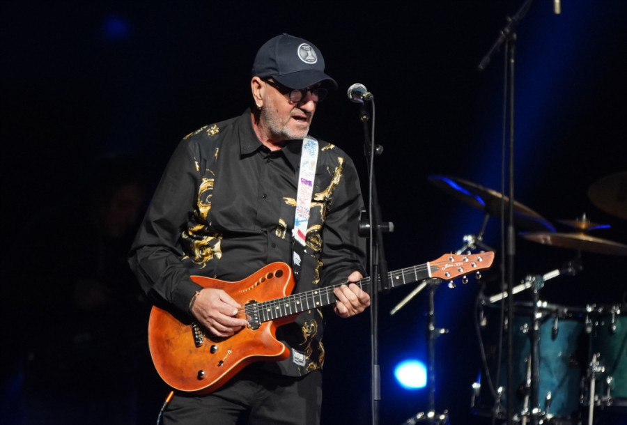 Vlatko Stefanovski veličanstvenim koncertom u Beogradu proslavio 50 godina karijere: Legendarni hitovi i burni aplauzi (FOTO)