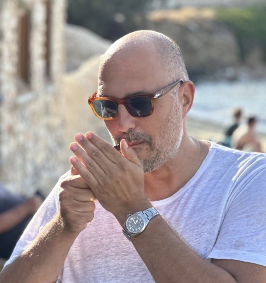 "Od februara žive zajedno!" Ana Stanić nakon razvoda uživa sa novim dečkom: Evo kako se on slaže sa njenim sinom! (FOTO)