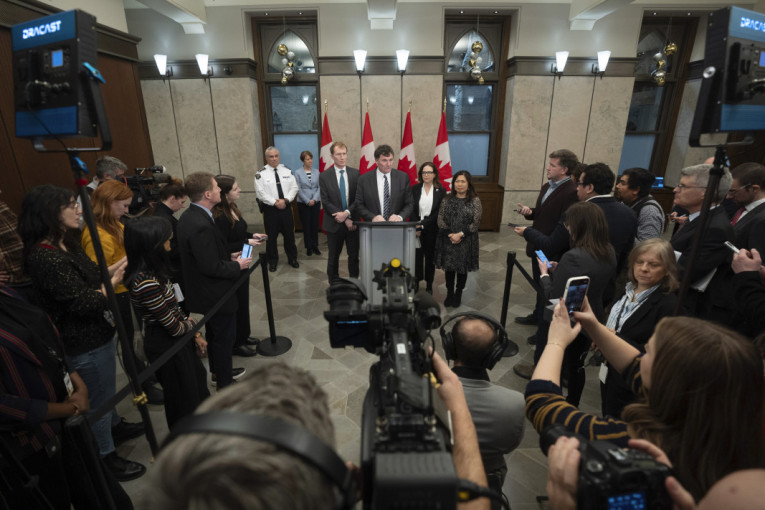 Tramp zapretio carinama! Kanada u panici - najavila pojačan nadzor granice, a ekonomisti kažu - to bi mogao biti težak udarac