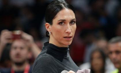 Jelisaveta izbrisala prezime Teodosić sa mreža! Sada piše samo ovo (FOTO)