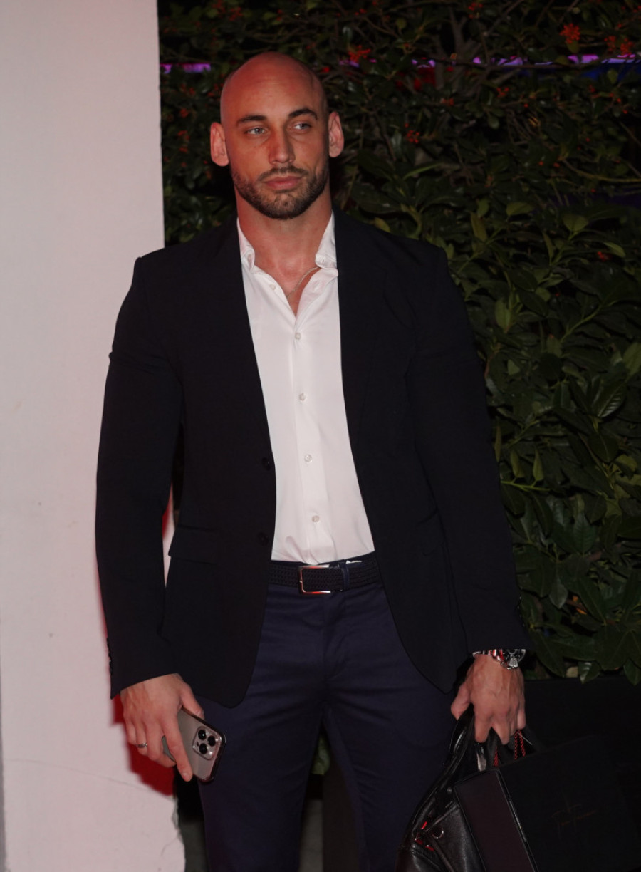 Ko je mišićavi Ivan za kog se udaje Tea Tairović? Ne izbija iz teretane, a ovako je povezan sa njenim koleginicama