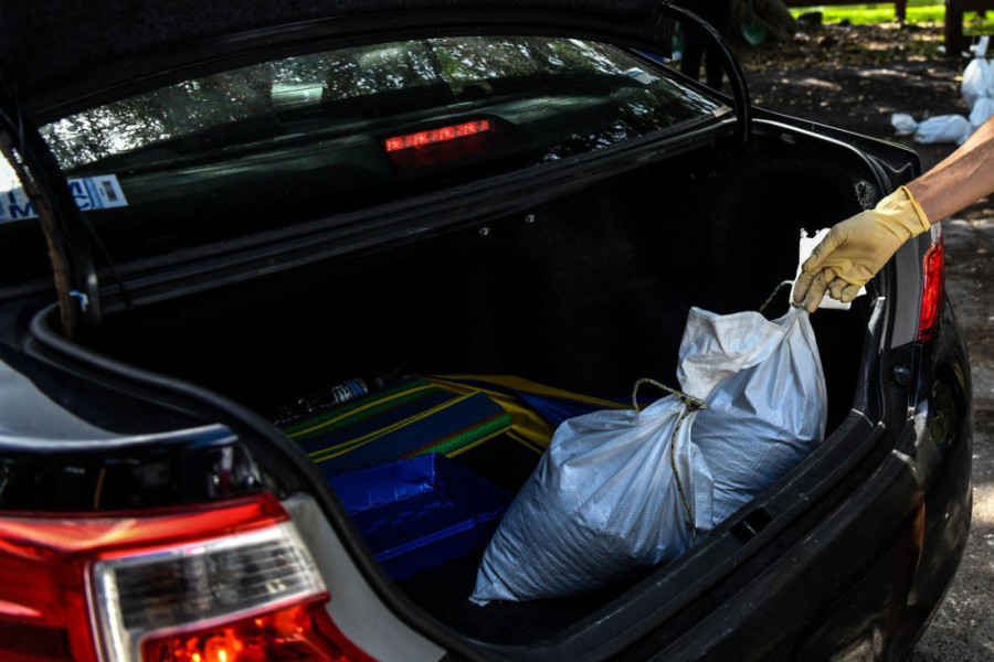 „Odjednom sam čuo vrištanje”: Mehaničari otkrili šta sve pronalaze u automobilima klijenata, život da ti se smuči (VIDEO)