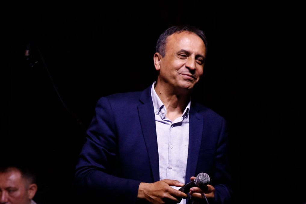 "Ovu godinu želim što pre da zaboravim" Beki Bekić već dve godine prolazi kroz porodičnu dramu!