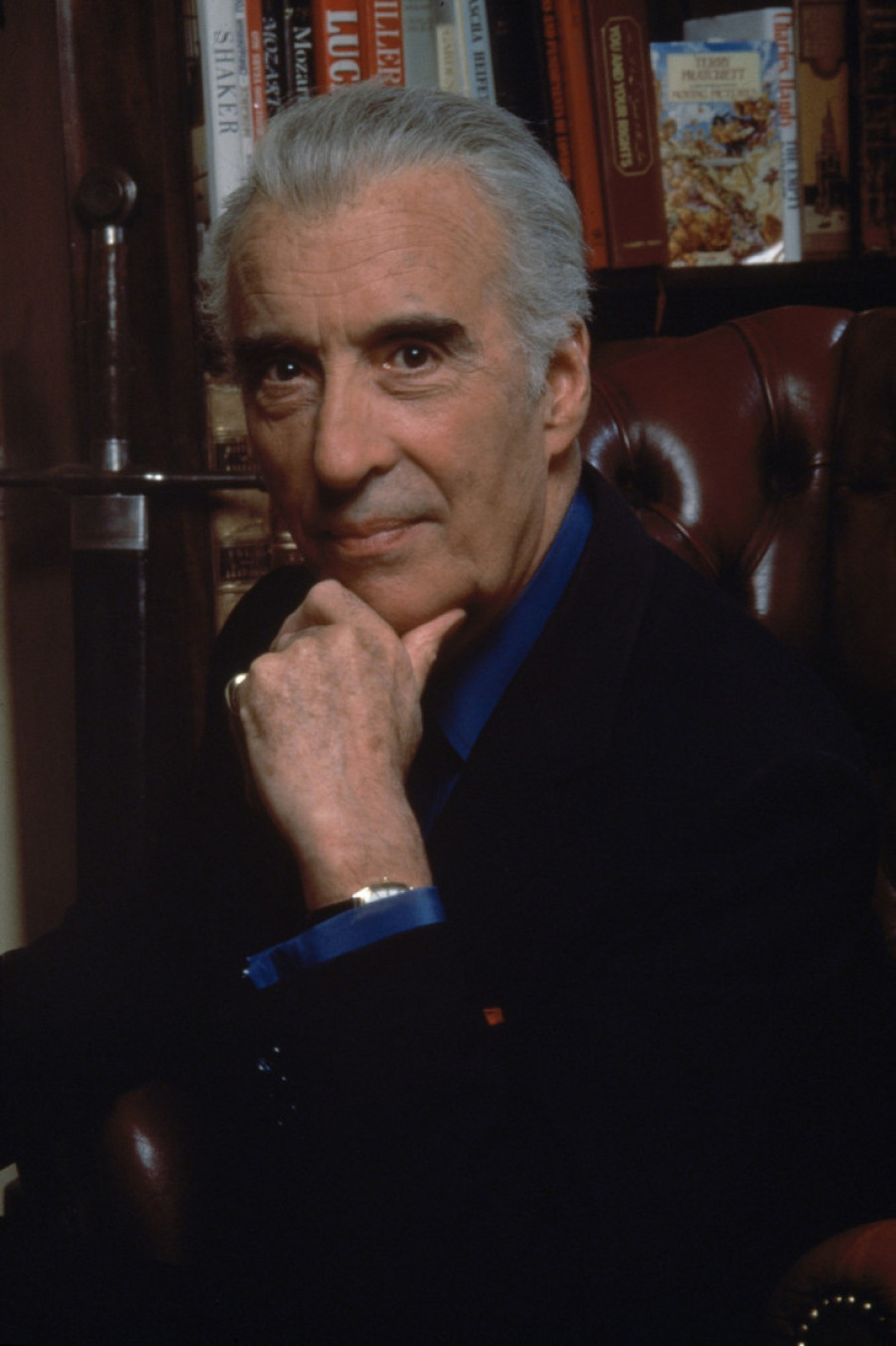 Legendarni Kristofer Li drži nedostižan filmski rekord: Nećete verovati koliko puta je "umro" pred kamerama