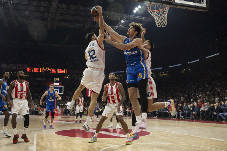 Zvezdina pobeda kojoj se u zube ne gleda! Bolomboj i Jago heroji lude noći u Areni!