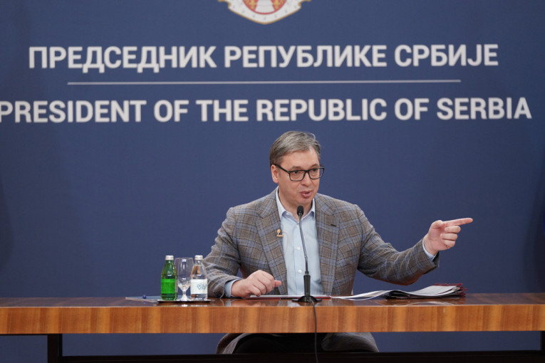 Ustaška opsednutost na maksimumu! Portali, novine i predsednički kandidati ponavljaju samo: Vučić, Vučić, Vučić, a ovo je razlog! (FOTO)