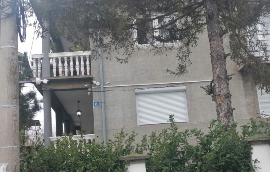 Smiri se, jaka si! Jecaji u domu ubijenog Nikole Stankovića u Kaluđerici (FOTO/VIDEO)