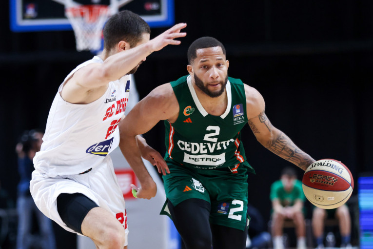 Cedevita Olimpija servirala stotku gostima iz Podgorice! Lamar i Robinson zaustavili Studentski centar!