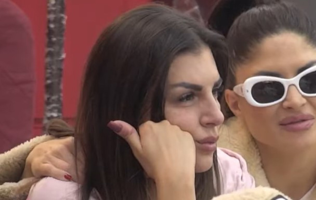 "Mašina za produžetak njegovog prezimena!" Ena o trudnoći sa Pejom: Blati moju prošlost!