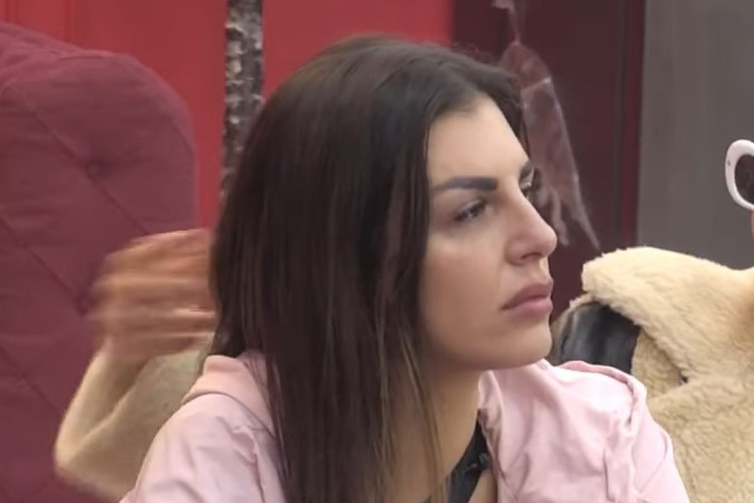 "Krila je od mene, znala je da ću joj zameriti!" Porodica Ene Čolić prvi put o sinu Zlate Petrović