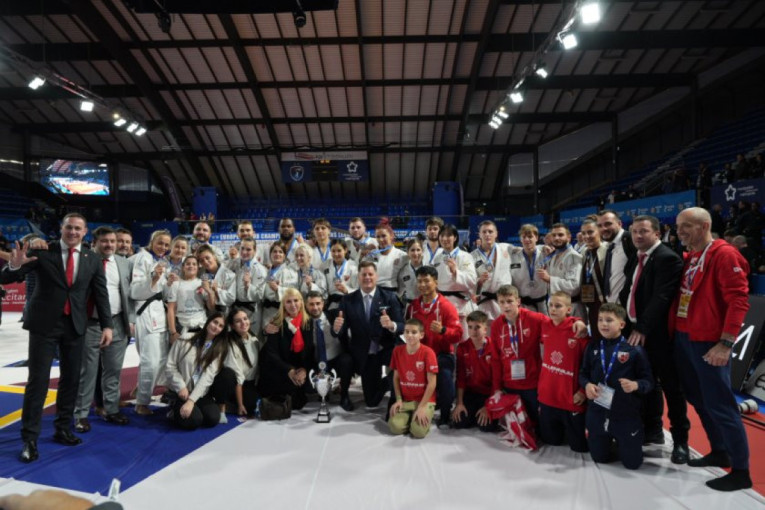 Zvezdini džudisti osvojili vredne olimpijske bodove! Srebrni Simin oduševio u Budimpešti!