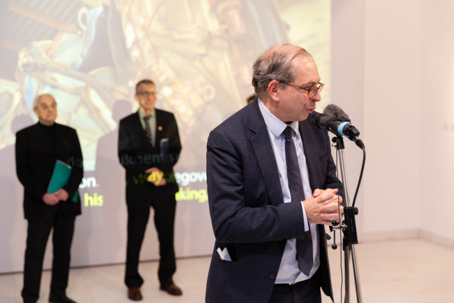 Umetnost koja premašuje granice i vreme: Svečano otvorena prva retrospektivna izložba Dada Đurića u Beogradu