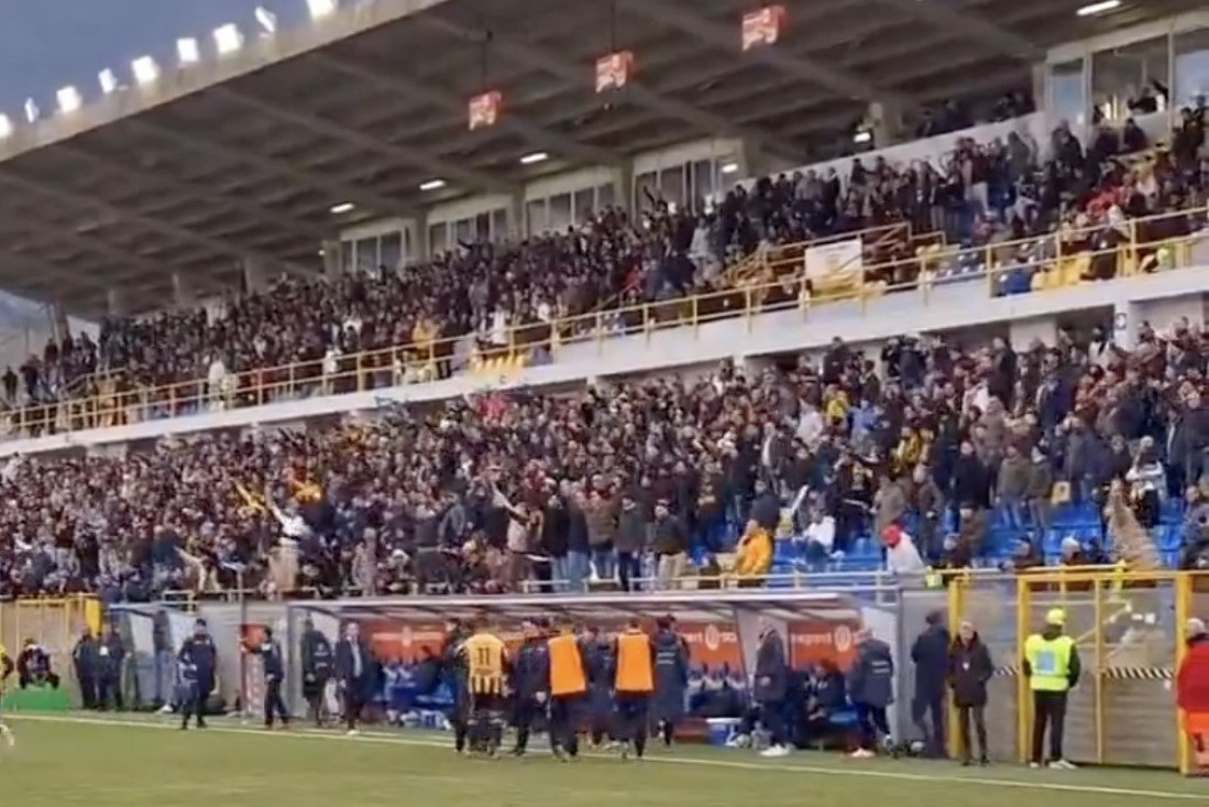 Skandal u Italiji, nestvaran za 21. vek! Saluto romano posle gola Musolinijevog praunuka! (VIDEO)