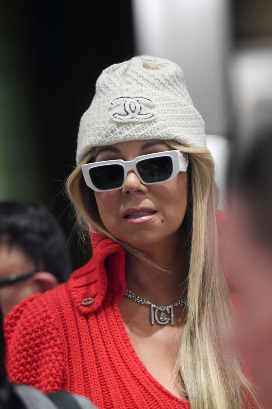 To samo ona može: Maraja Keri ove praznične sezone dokazuje da se udobnost i luksuz mogu savršeno uklopiti (FOTO)