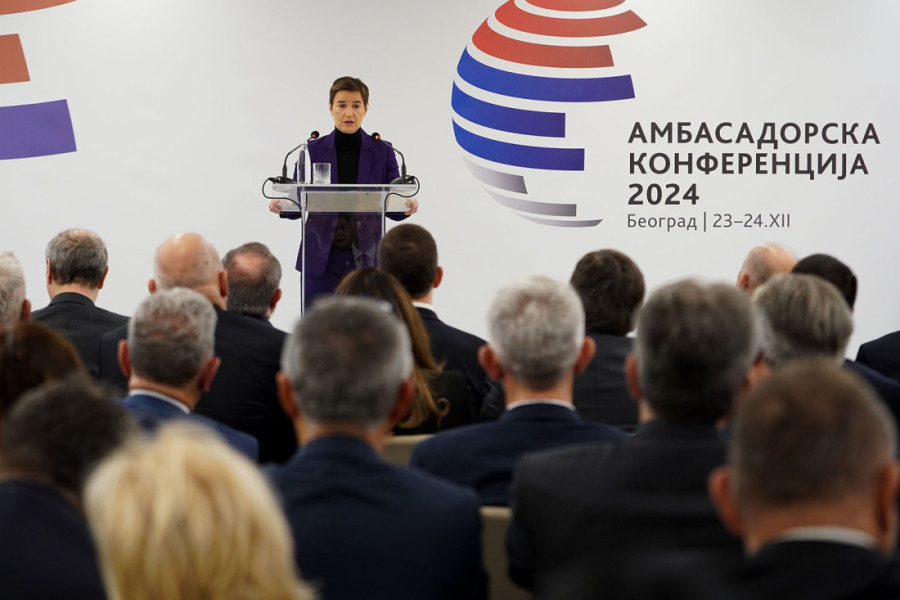 Brnabić: Srbija više nije nemi učesnik u svetskoj politici, zadatak očuvati nacionalne interese