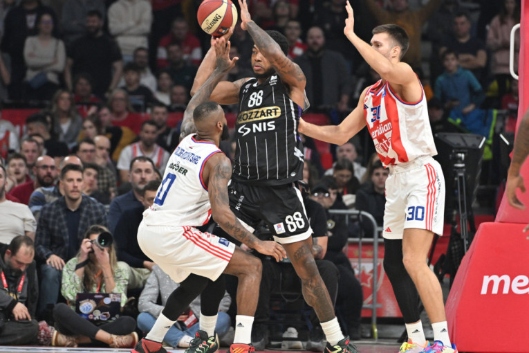 Zvezda dobila u triler derbiju: Pogledajte u FULL HD pobedu nad Partizanom (VIDEO)