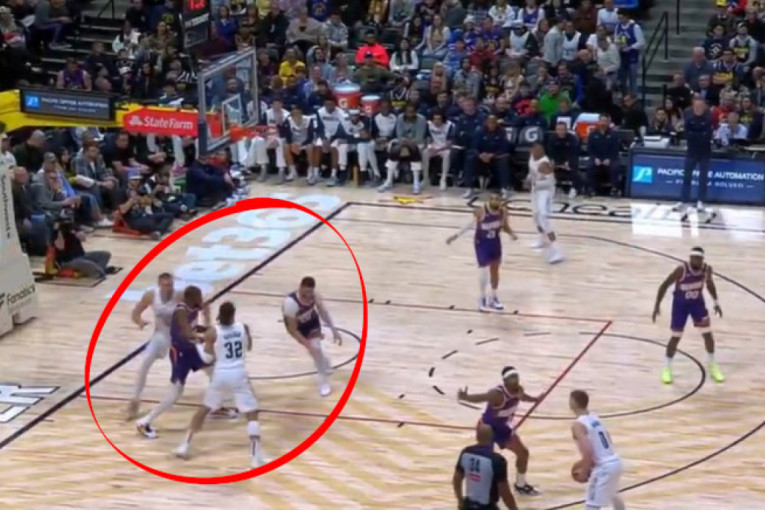 Hit momenat sa meča Denvera i Finiksa: Nikola Jokić Jusufa Nurkića "poslao po burek" (VIDEO)