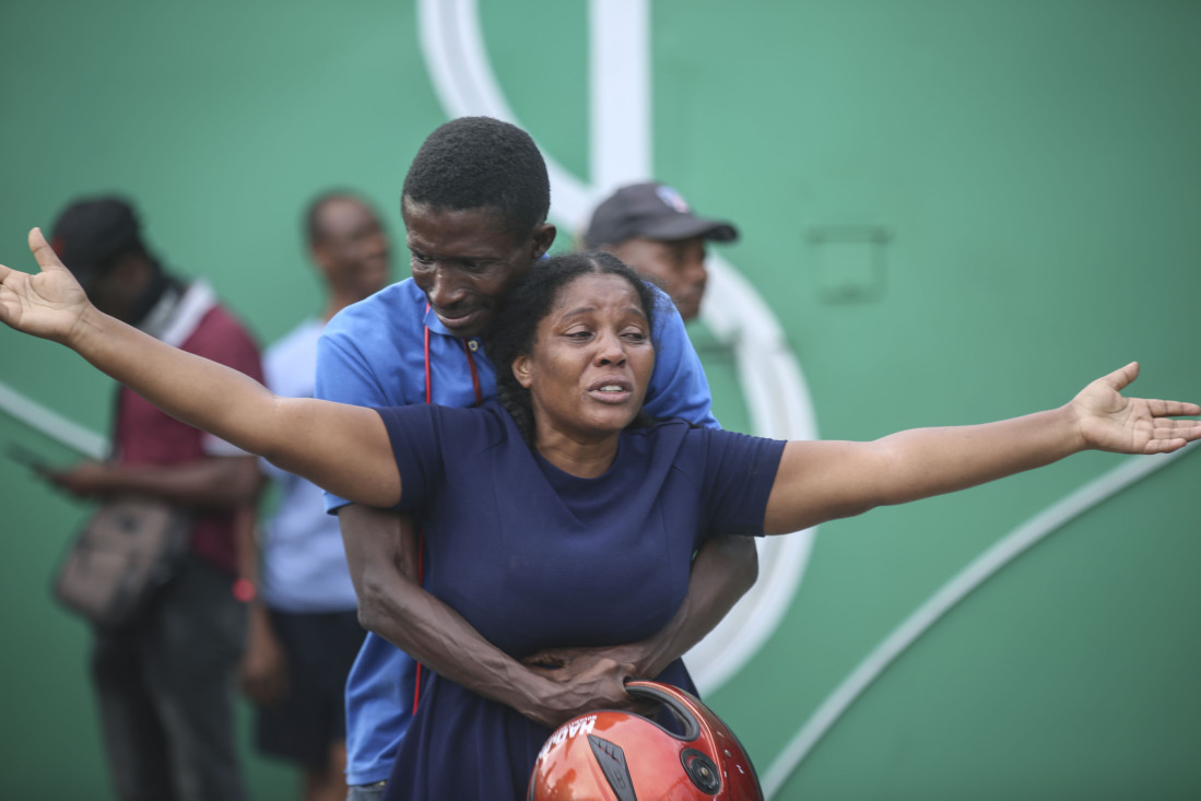 Nema mira na Haitiju: Pucano na novinare i policajce u bolnici, ima mrtvih! (FOTO)