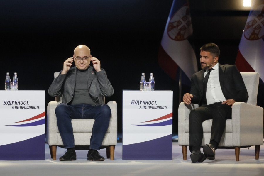 Premijer Vučević na tribini "Budućnost, a ne prošlost": U svojoj zemlji mladi imaju mnogo veće šanse za uspeh, uvek je bolje biti domaćin