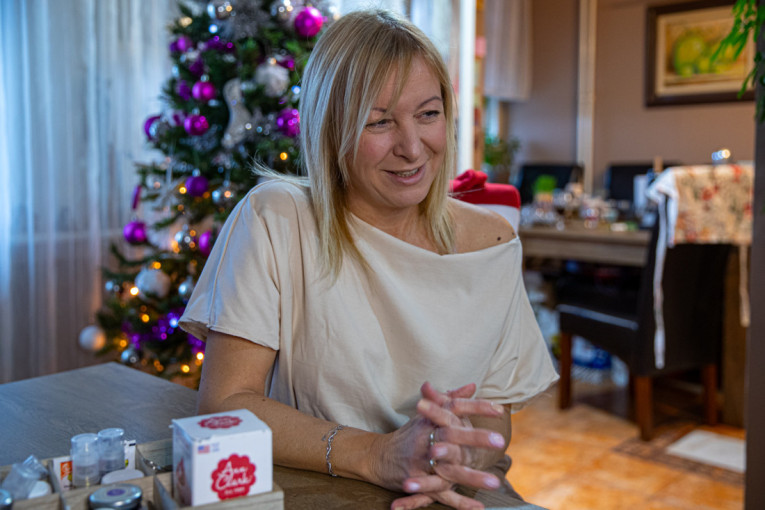 Valerija je profesorka fizičkog, ali je razvila i jedan genijalan biznis - za njenim jestivim buketima su svi poludeli (FOTO/VIDEO)