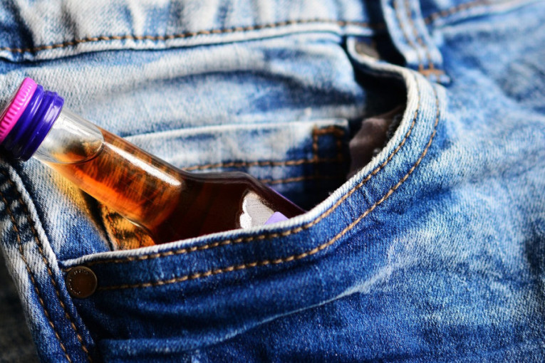 Zabrana prodaje alkohola posle 21 čas: Evo i zbog čega