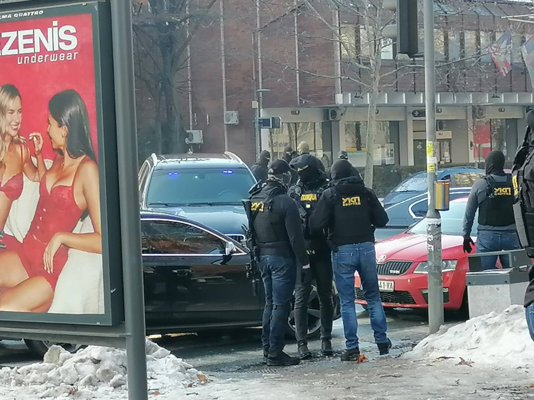 Svedoci drame na bulevaru! Prštalo je, ubice su samo upale u klopku