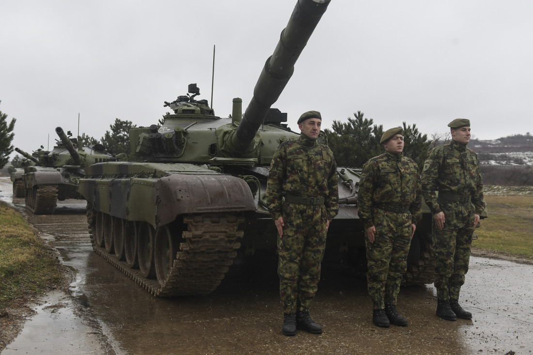 Pripadnici 36. tenkovskog bataljona na vežbi: Mi smo kao porodica! Biti tenkista je dokaz moći, snage i uspešnosti! (FOTO)