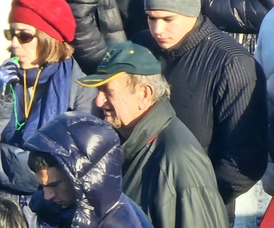 Studentsko-opozicioni protesti u Novom Sadu: Ćevapi, apsolventi 65+ i zapušeni toaleti (FOTO/VIDEO)